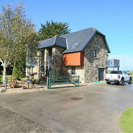 Dream Lakehouse * Boyle